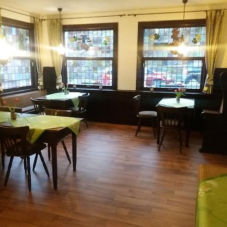 Steeger Weinstube Hotel Bacharach Bagian luar foto