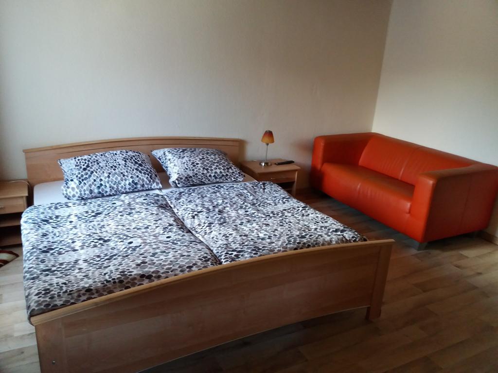 Steeger Weinstube Hotel Bacharach Bagian luar foto